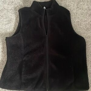 Ladies Croft & Barrow faux fur full-front zip up vest, black, size PL